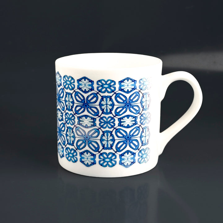 SALE SECONDS - Set of 4 x Turquoise flower bone china mugs
